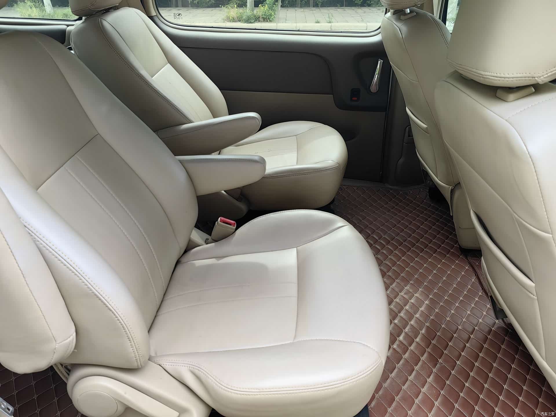 Buick GL8, 2016 7