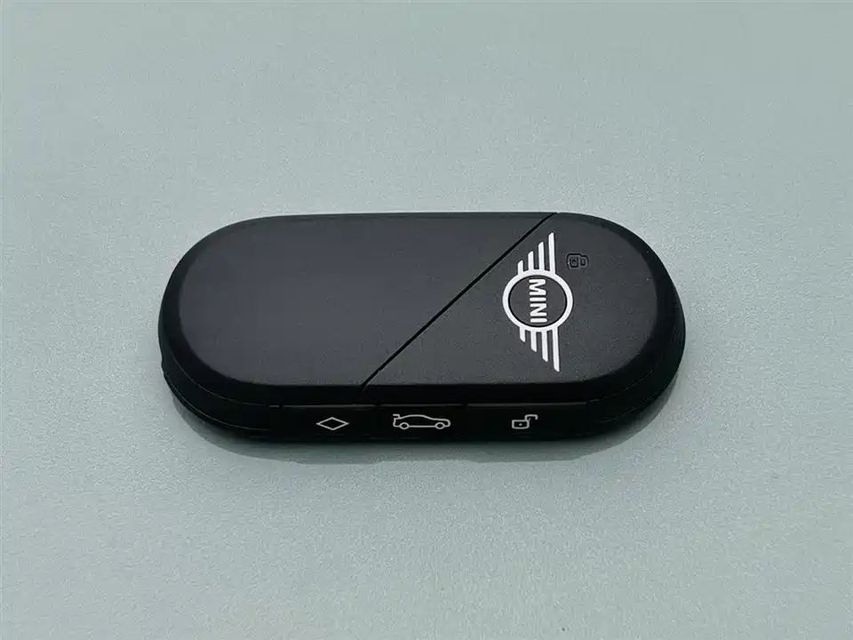 MINI Electric ACEMAN