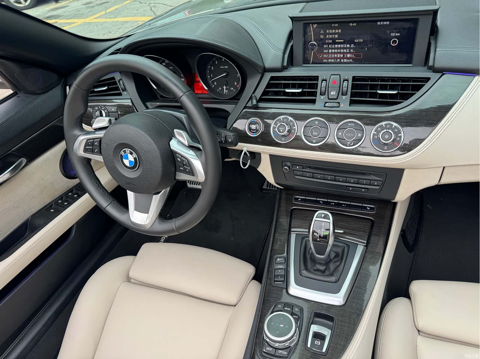 BMW Z4, 2011 9