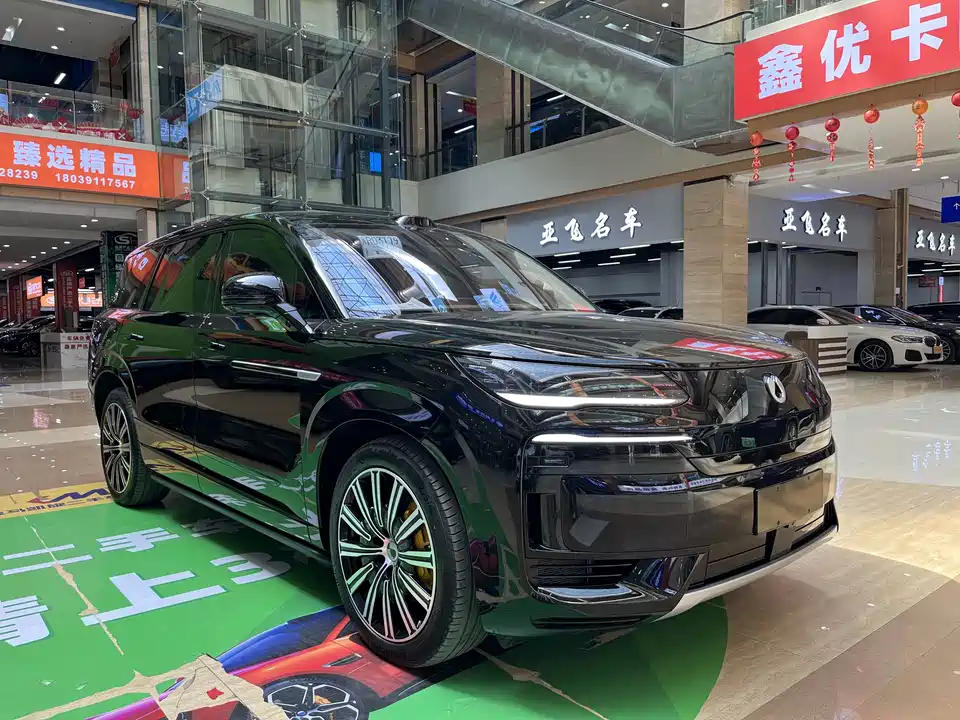 Denza N9