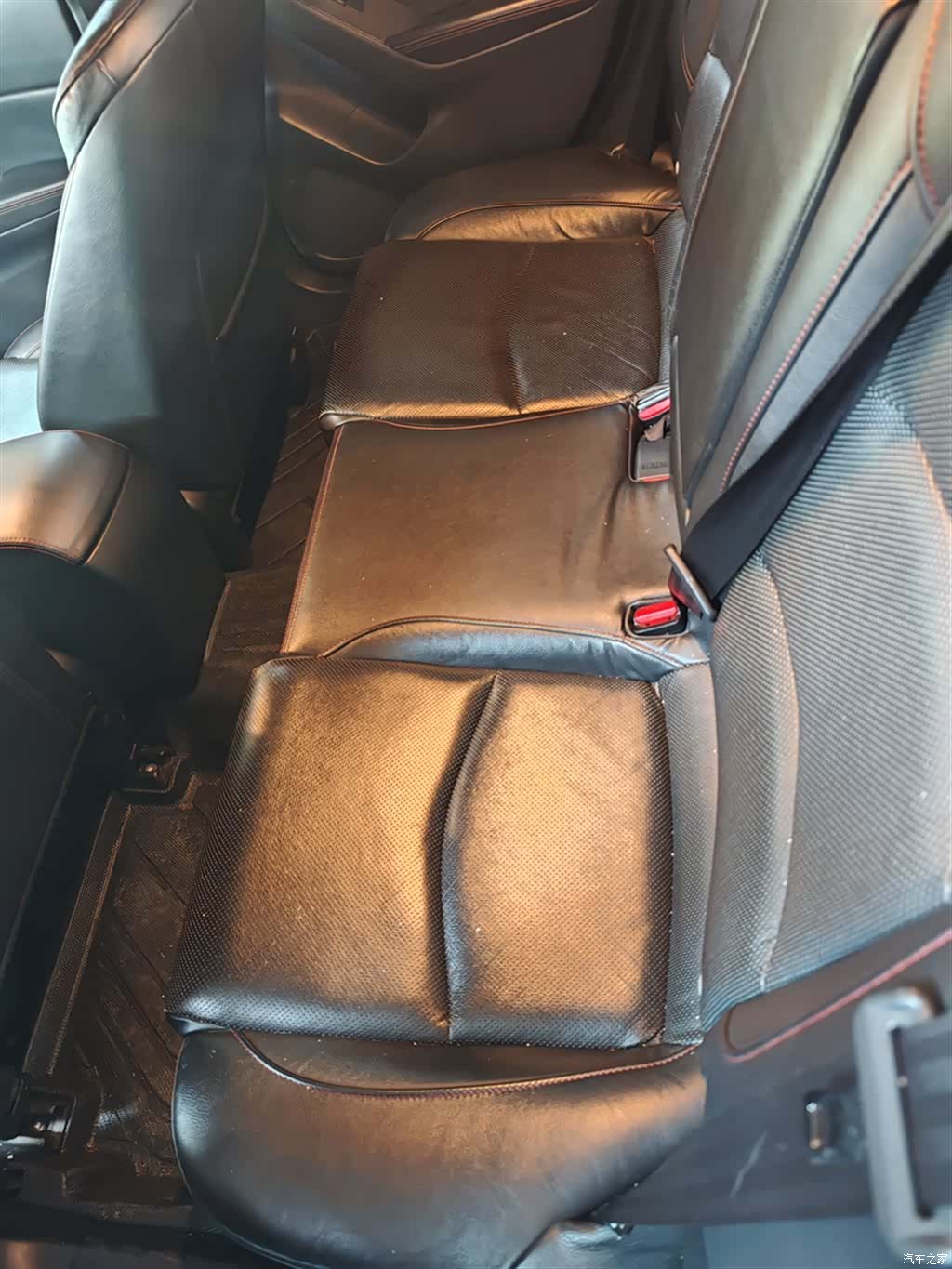 Mazda Mazda3, 2015 15