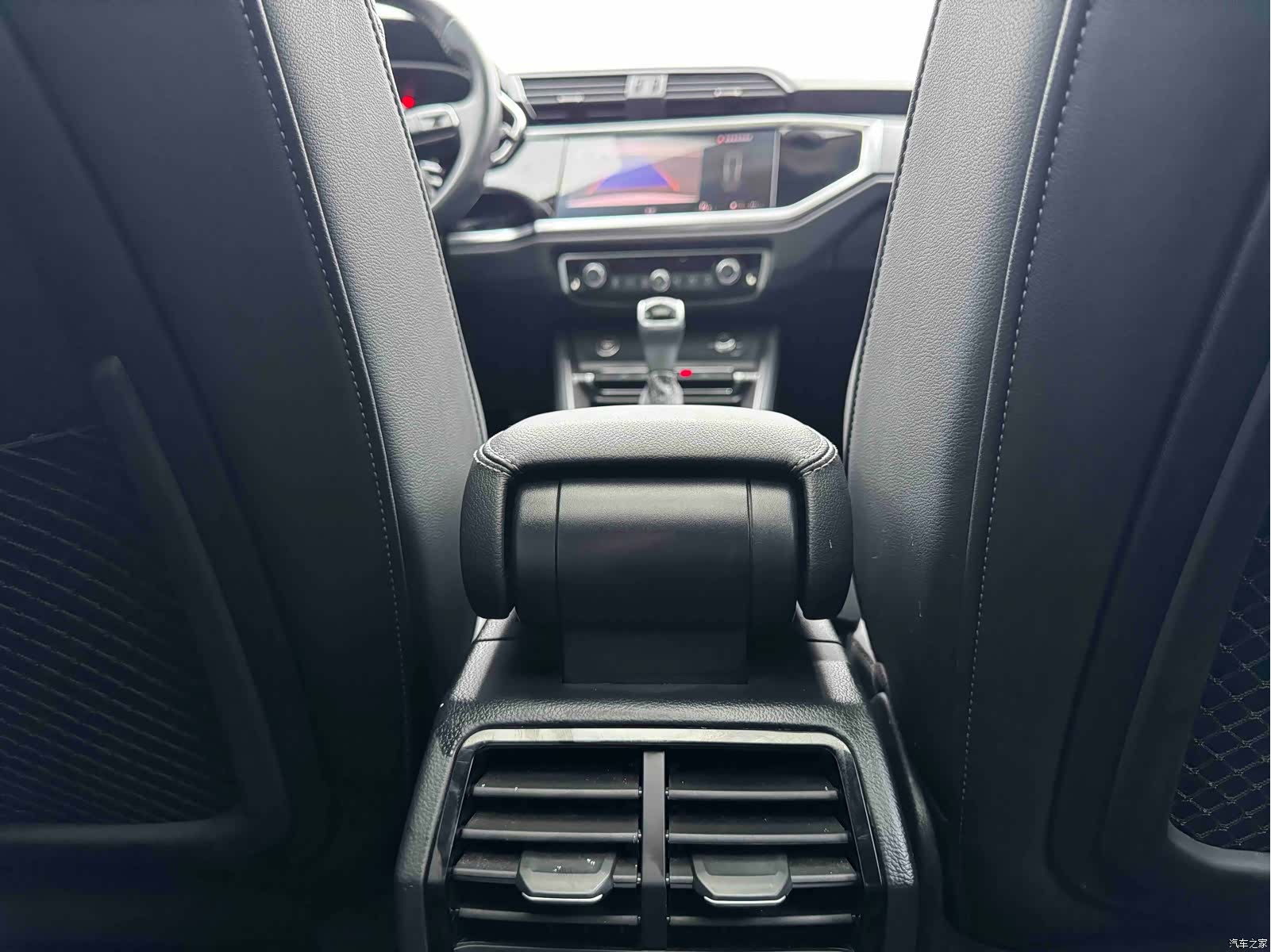Audi Q3, 2021 18