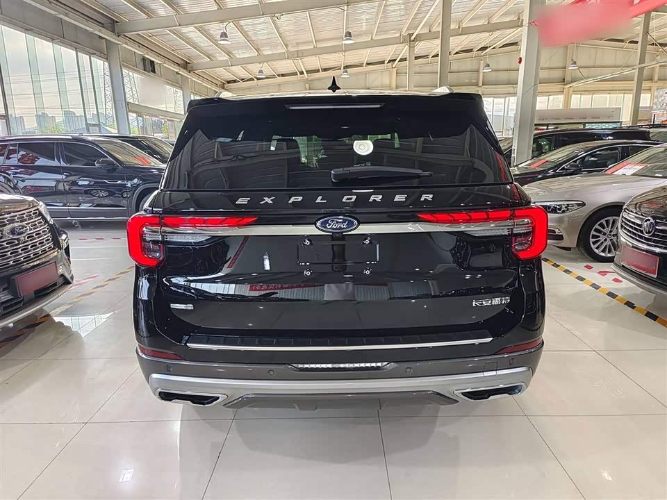 Ford Explorer Ford Explorer