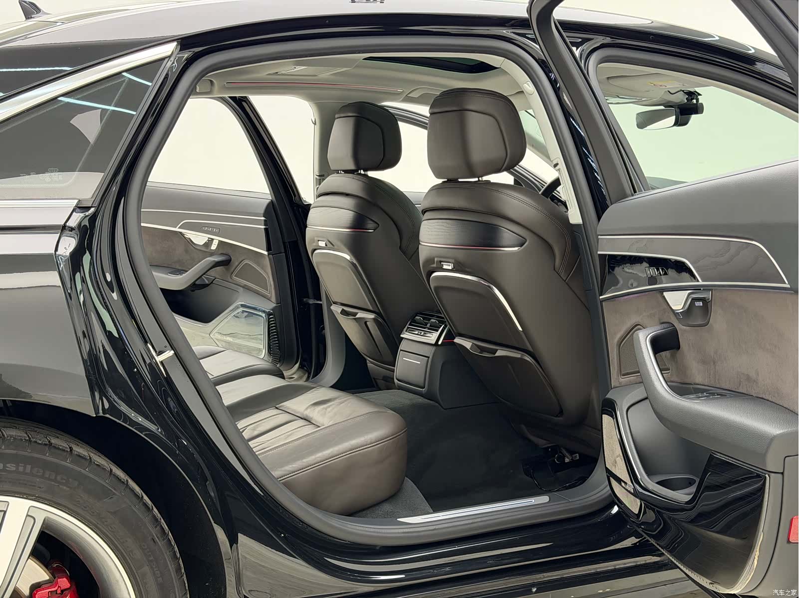 Audi A8L, 2019 20