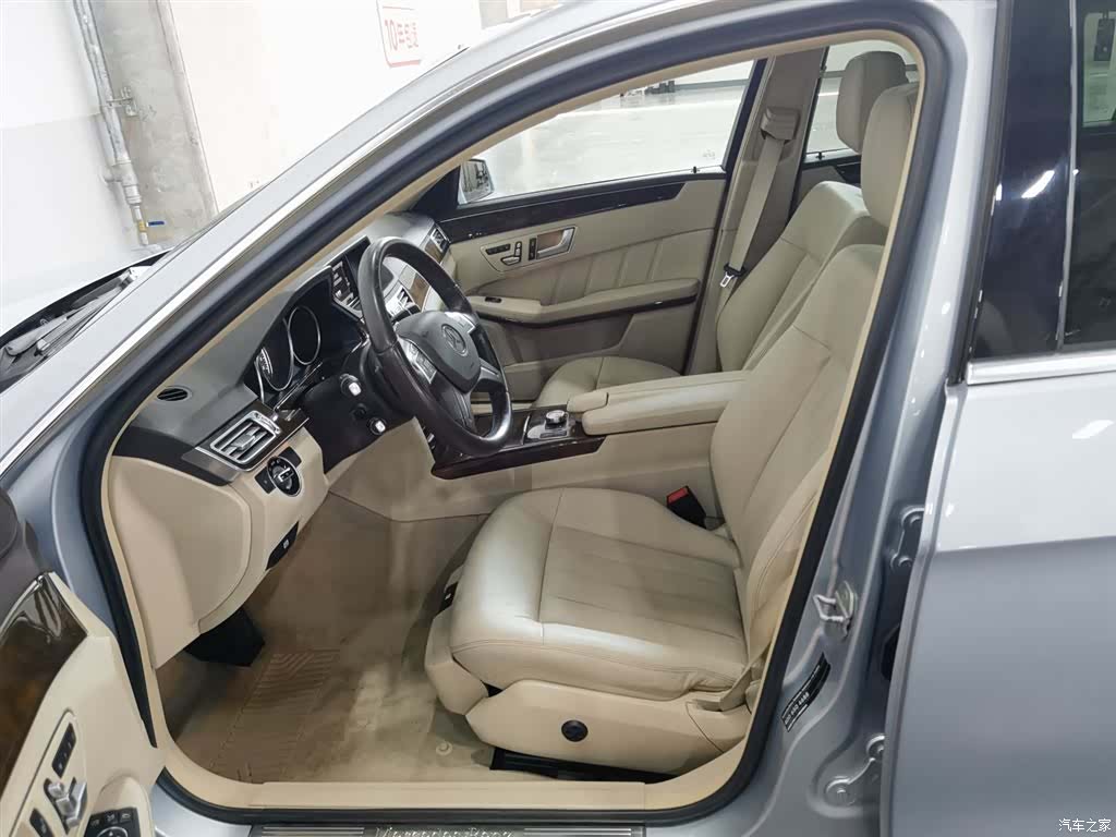 Mercedes-Benz E-Class, 2013 10