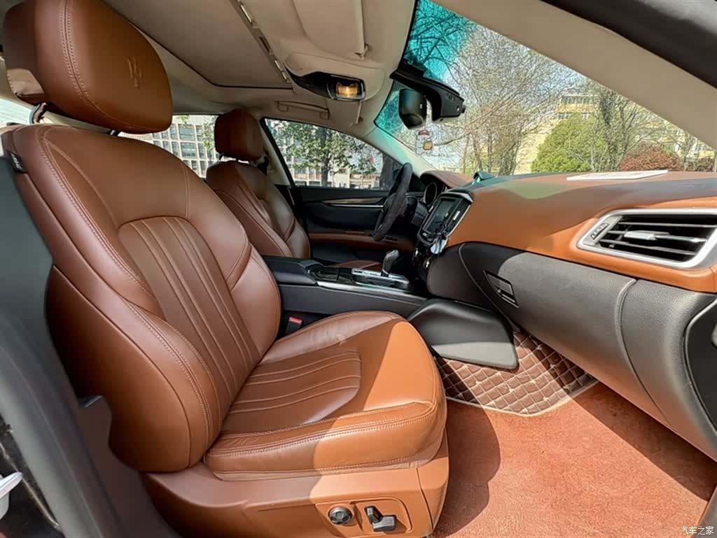 Maserati Ghibli, 2017 4