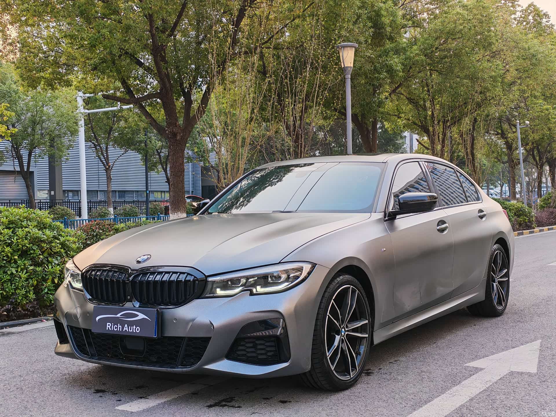 BMW 3 Series, 2019 1