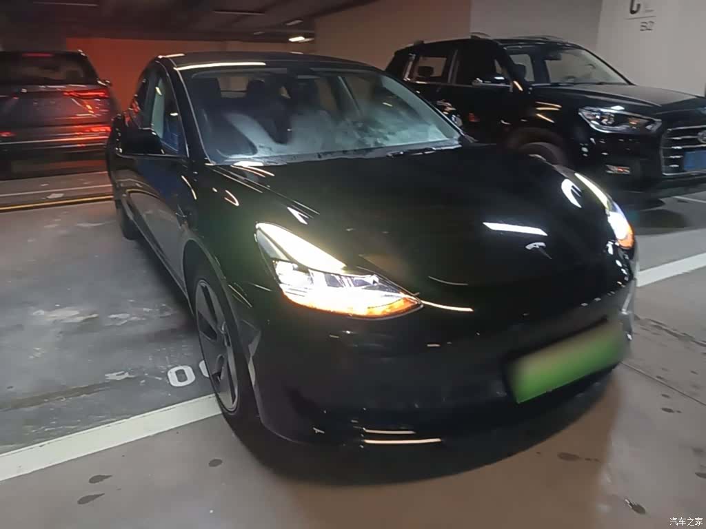 Tesla Model 3, 2022 4