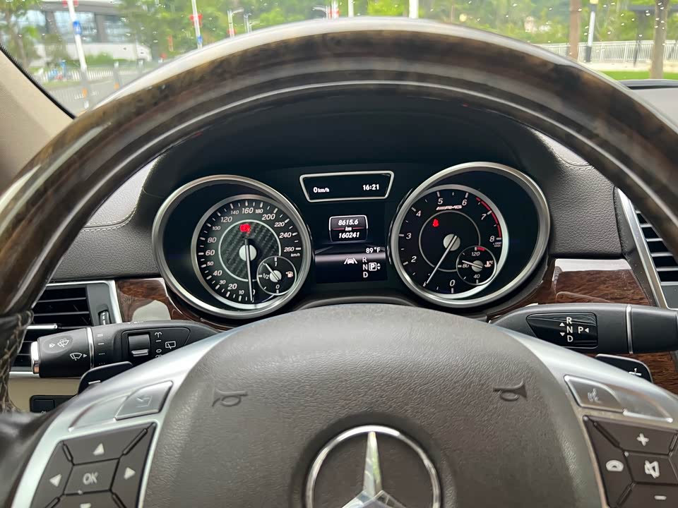 Mercedes-Benz GL grade