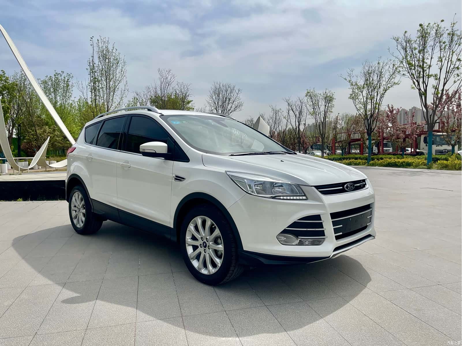 Ford Kuga, 2016 3