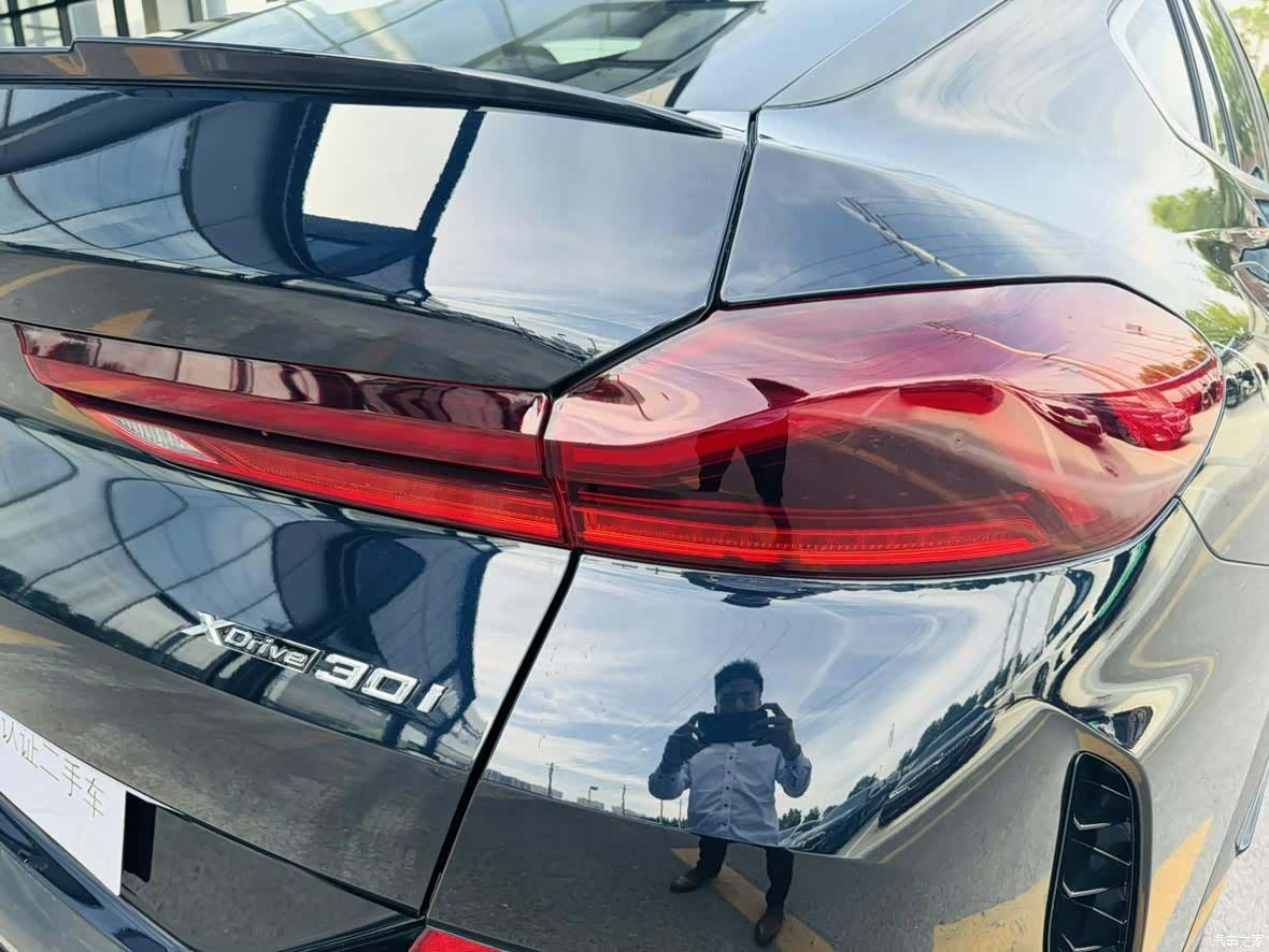 BMW X6, 2023 11