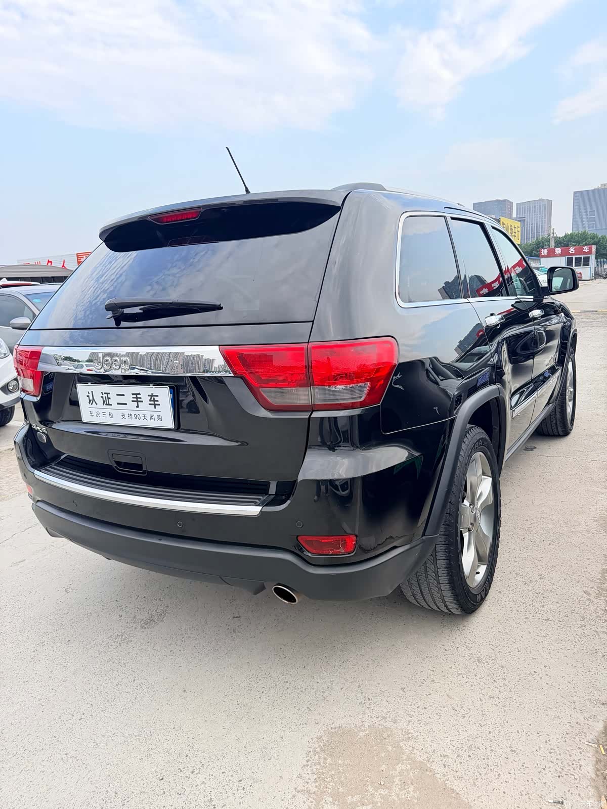 Jeep Grand Cherokee, 2012 6