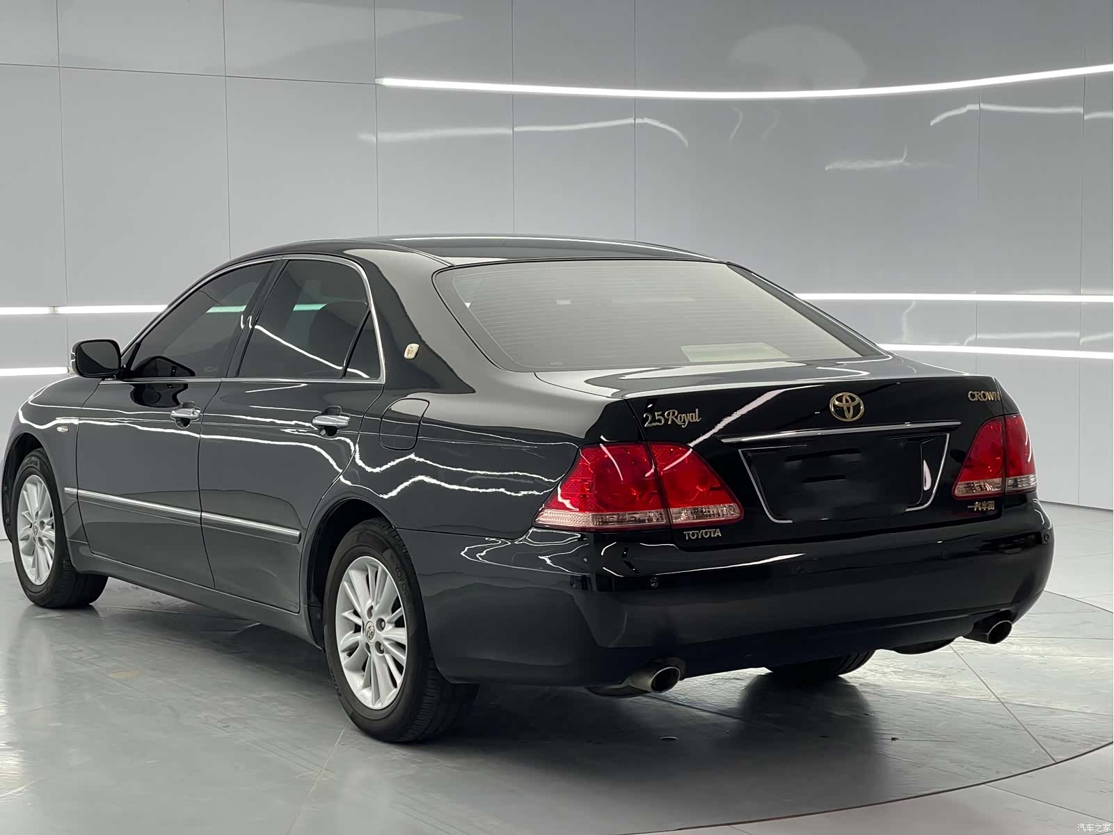 Toyota Crown, 2008 9