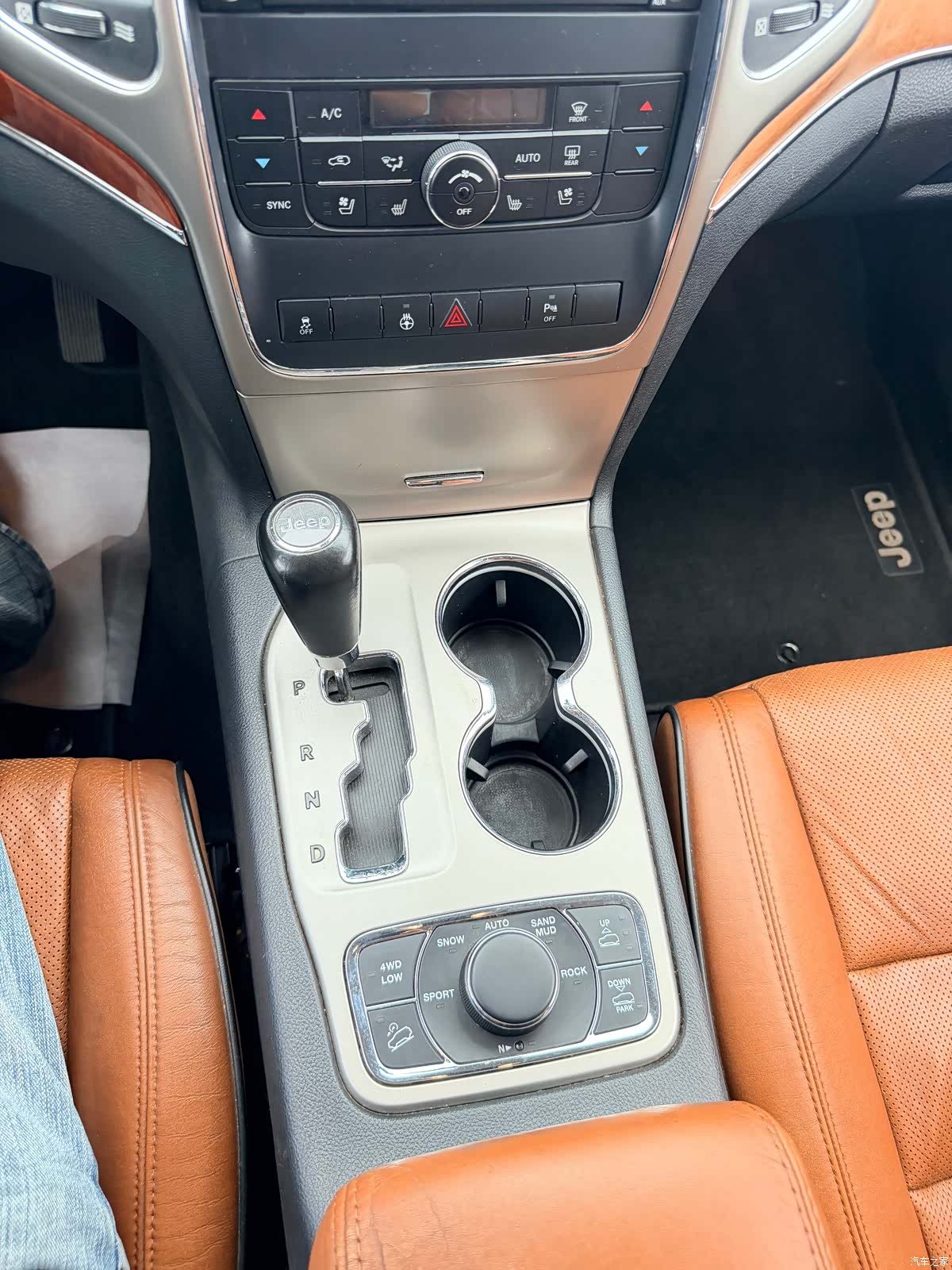 Jeep Grand Cherokee, 2012 28