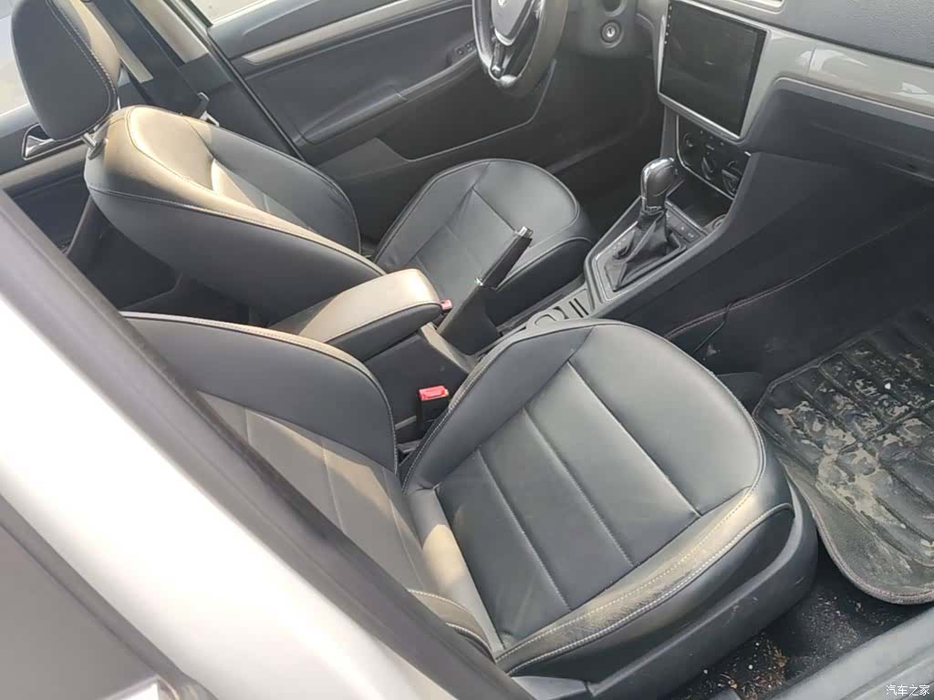 Volkswagen Lavida, 2016 25
