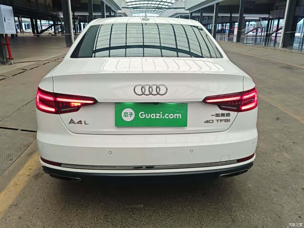 Audi A4L, 2019 6