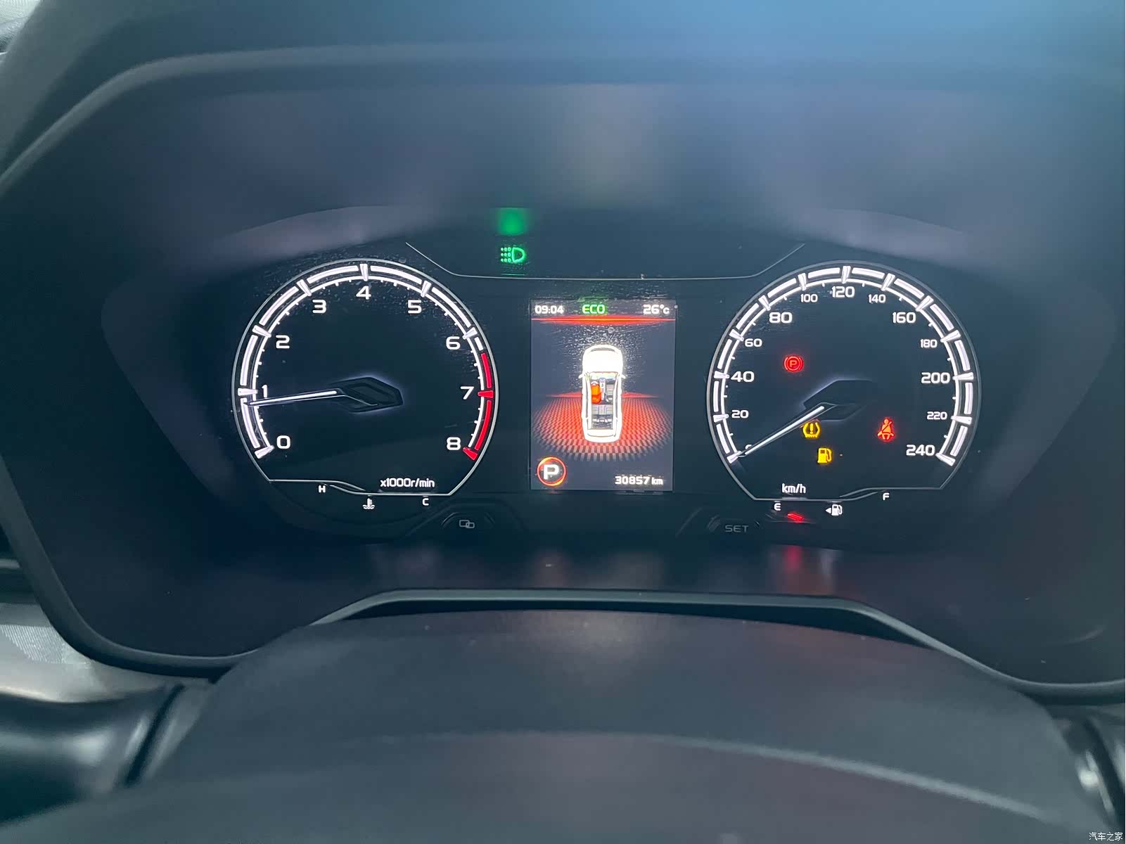 Geely X6, 2022 10