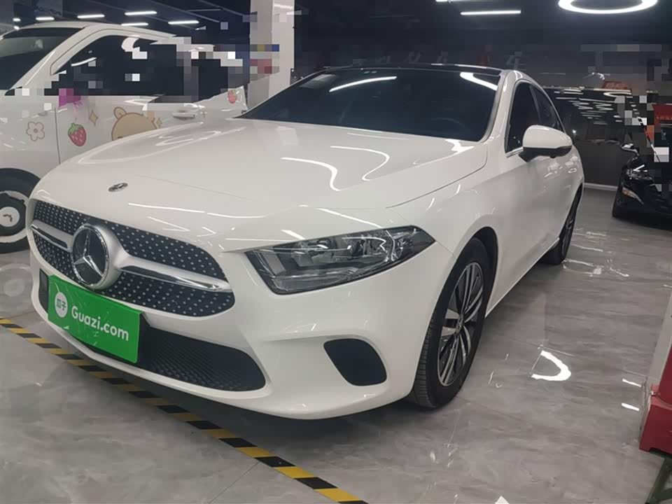 Mercedes-Benz Class A Mercedes-Benz Class A