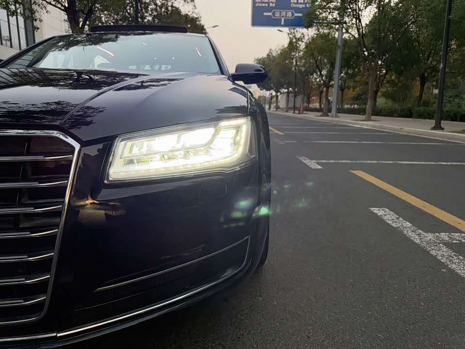 Audi A8