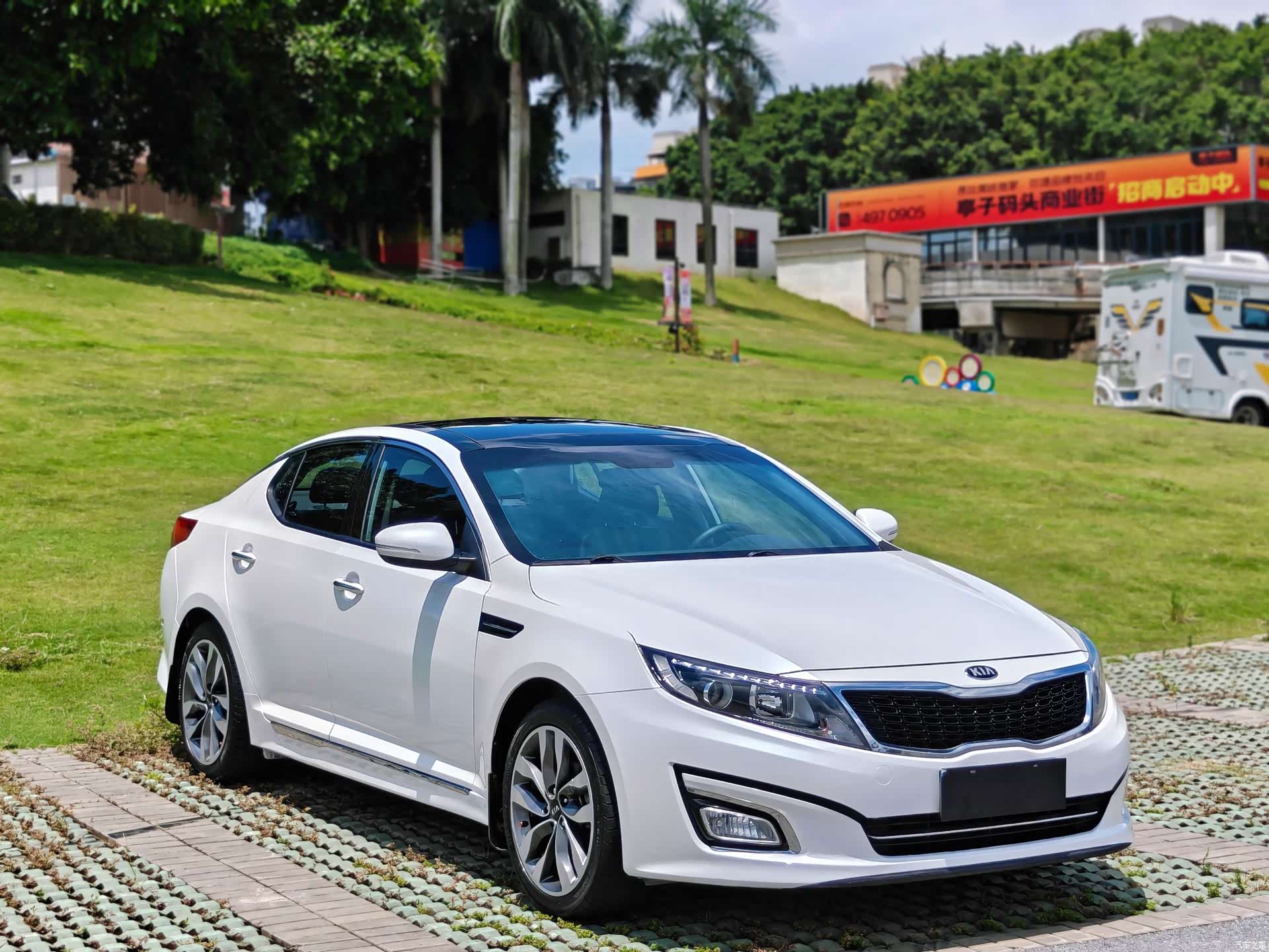 Kia K5, 2014 3