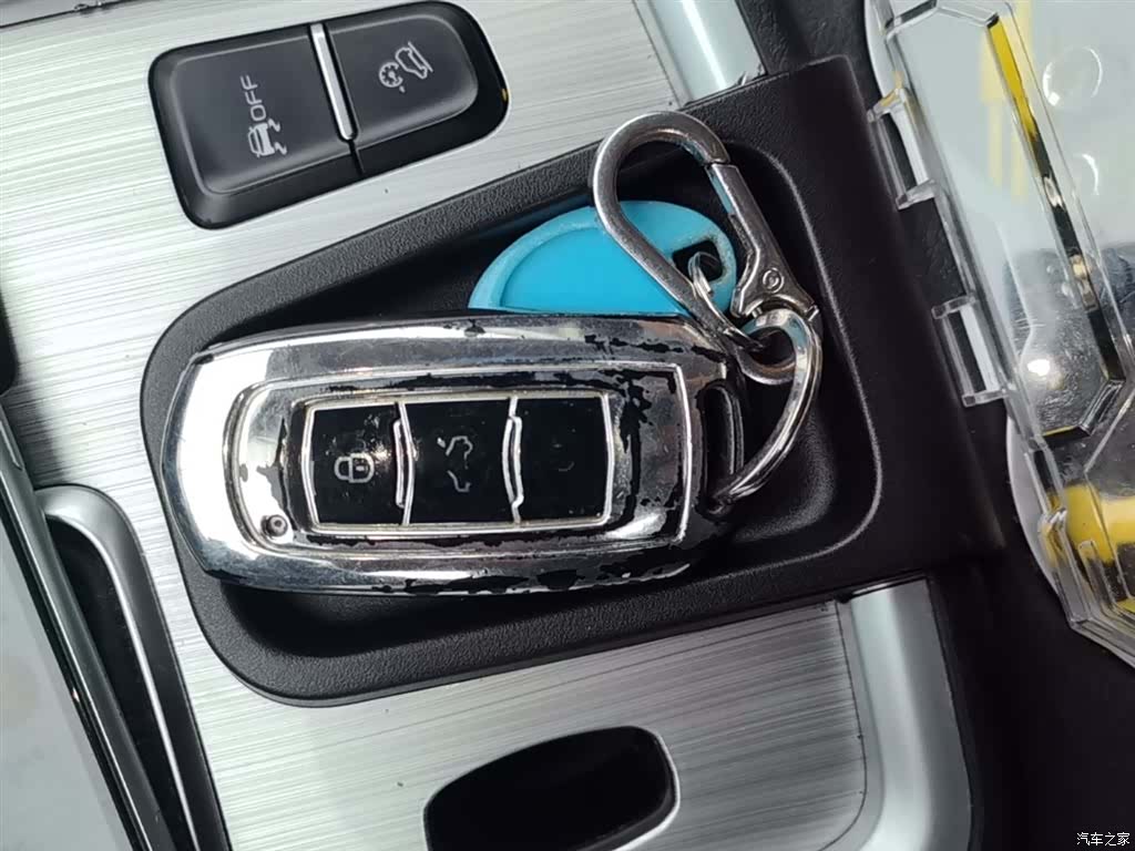 Geely X6, 2017 24