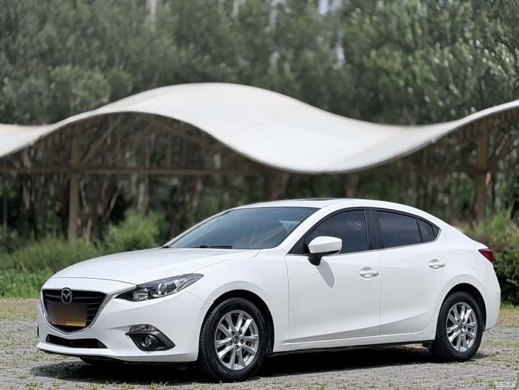 Mazda Mazda3, 2016 10