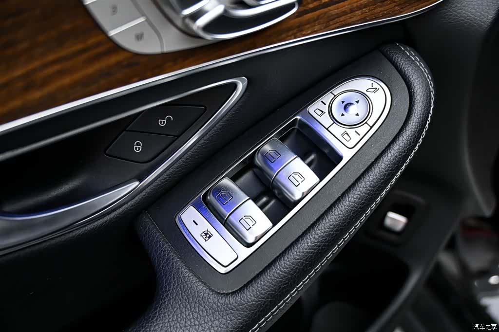 Mercedes-Benz GLC, 2021 22