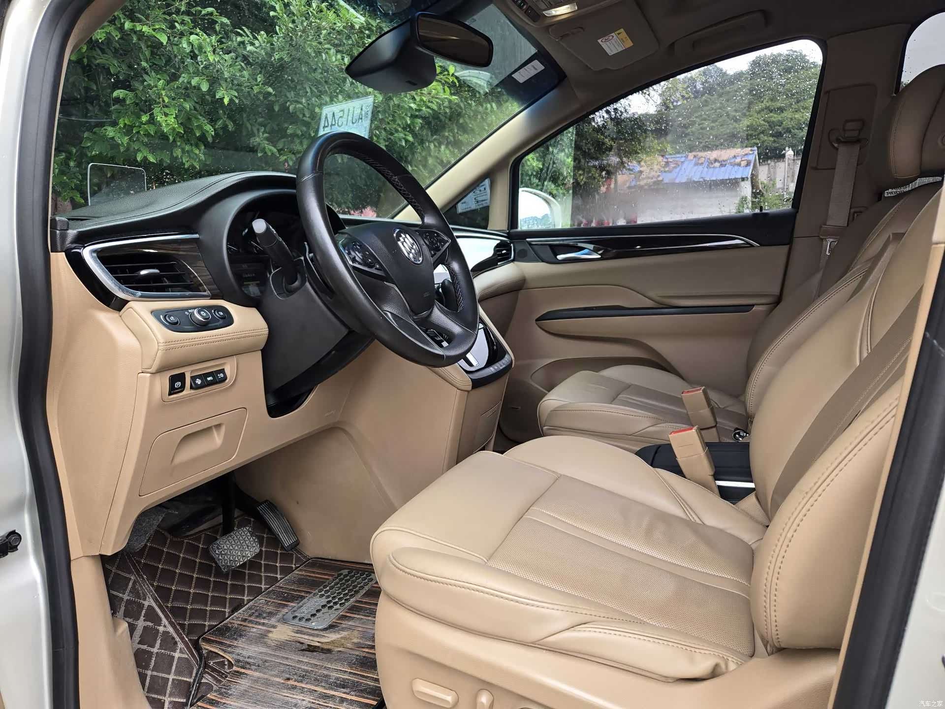 Buick GL8, 2017 10