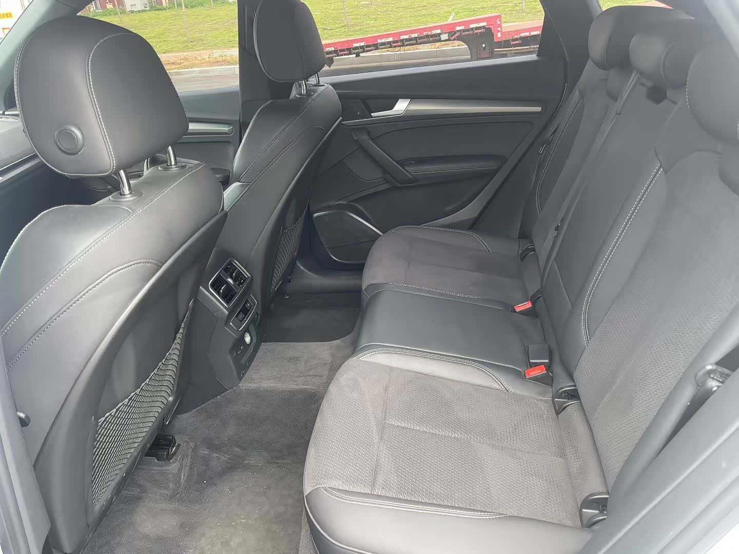 Audi Q5L, 2021 4