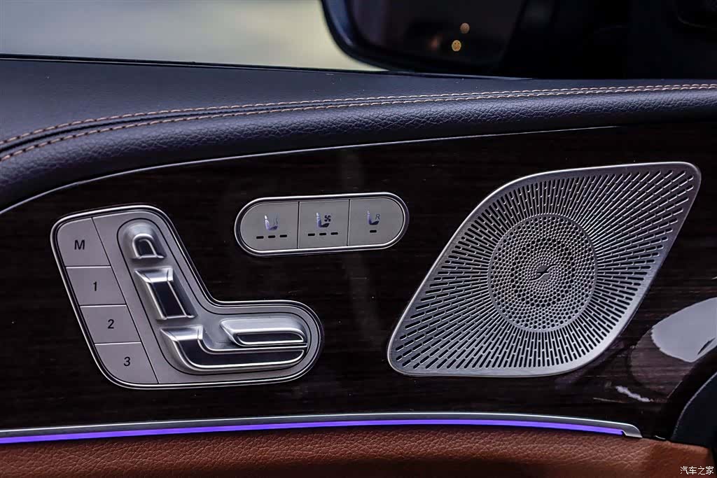 Mercedes-Benz GLE, 2023 21