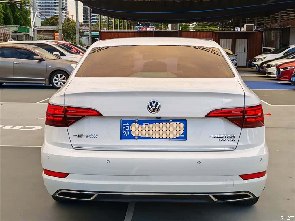 Volkswagen Sagitar, 2020 8