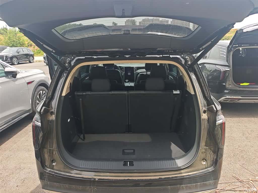 Hongqi HS7, 2024 19