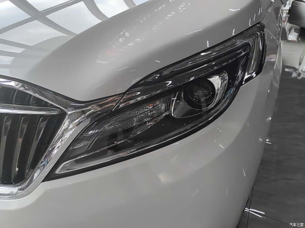 Buick GL8, 2019 24