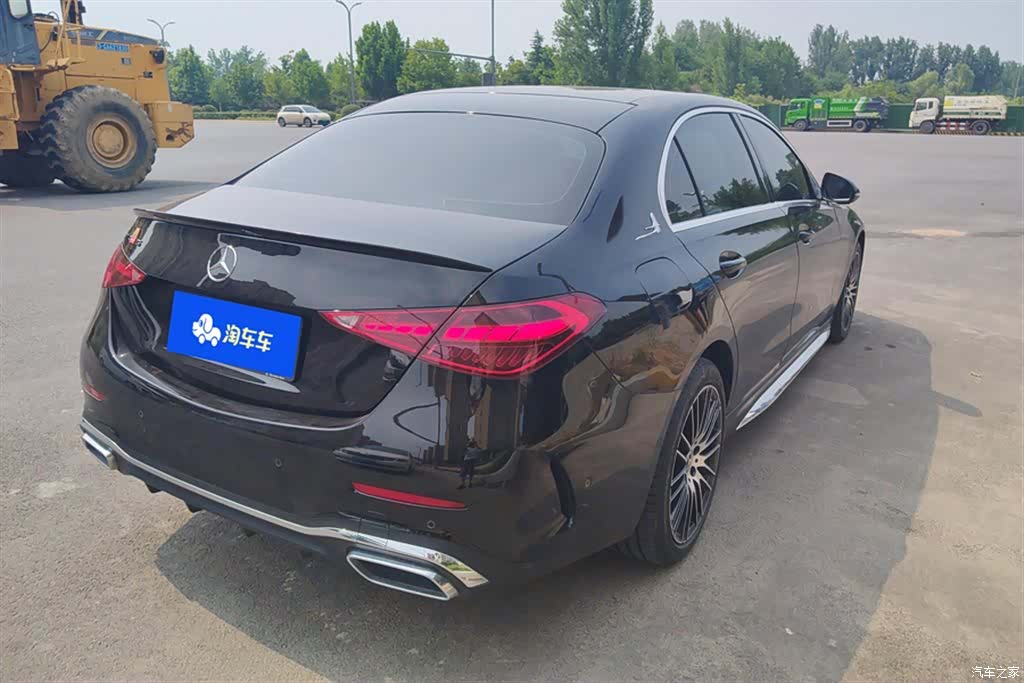 Mercedes-Benz C-Class, 2023 3