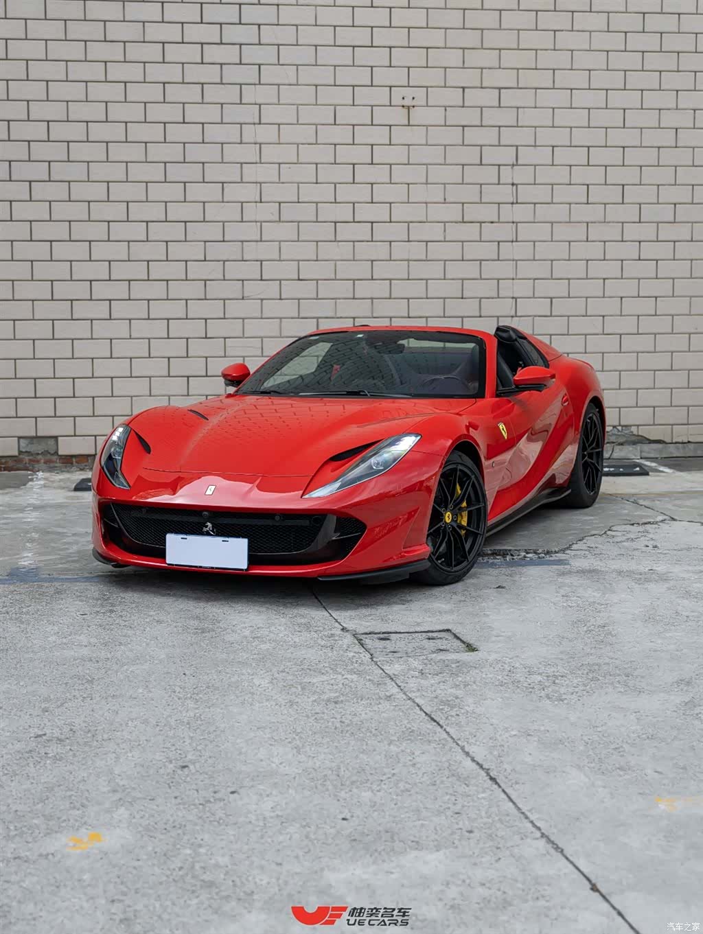 Ferrari 812, 2022 1