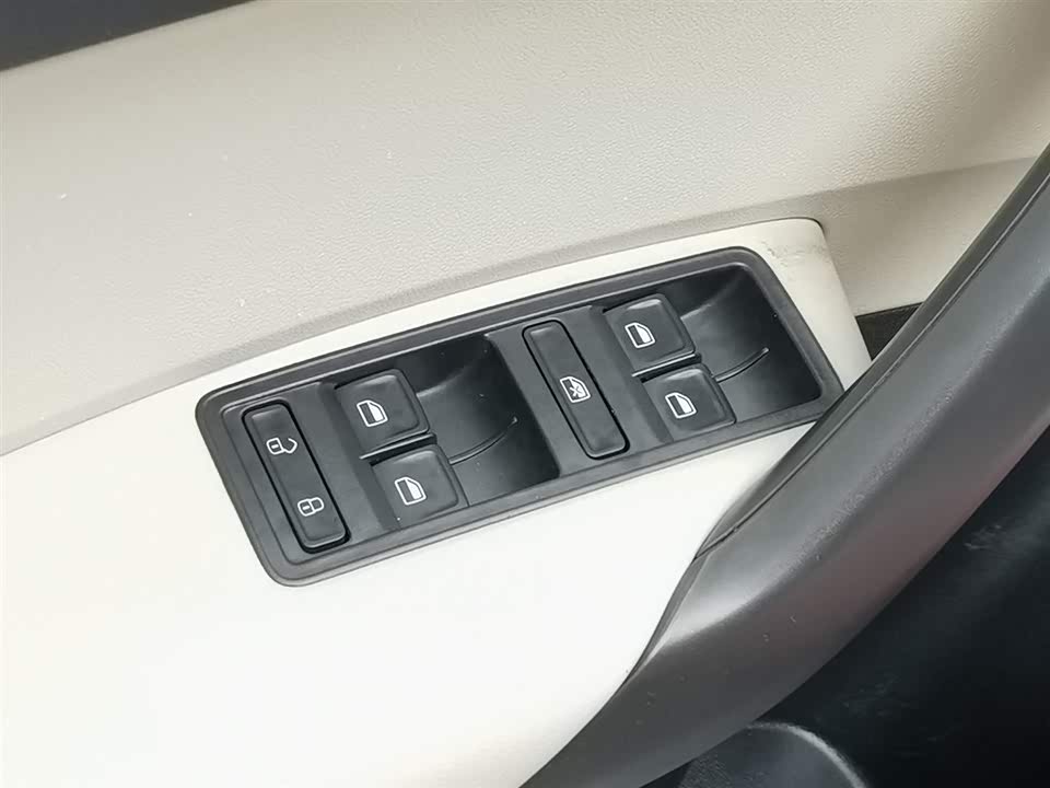 Skoda Xindong Skoda Xindong