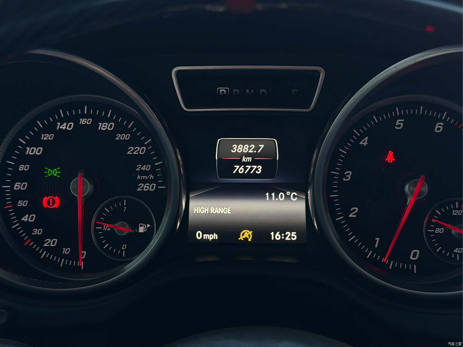 Mercedes-Benz G-Class, 2016 13