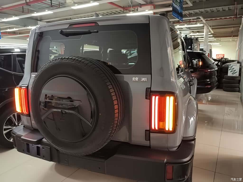 Tank 300, 2022 6