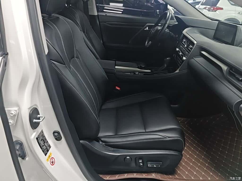 Lexus RX, 2018 25