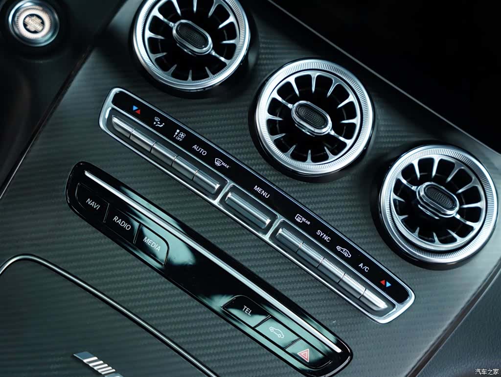 Mercedes-Benz C-Class, 2019 46