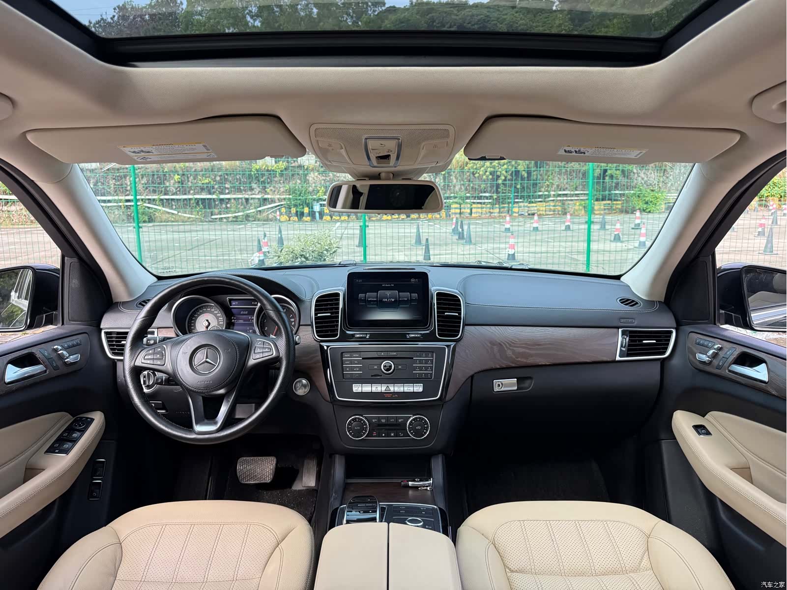 Mercedes-Benz GLS, 2018 7