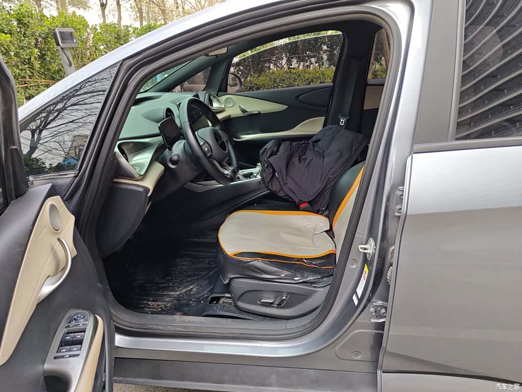BYD Dolphin, 2023 8