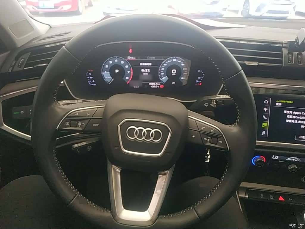 Audi Q3, 2019 11