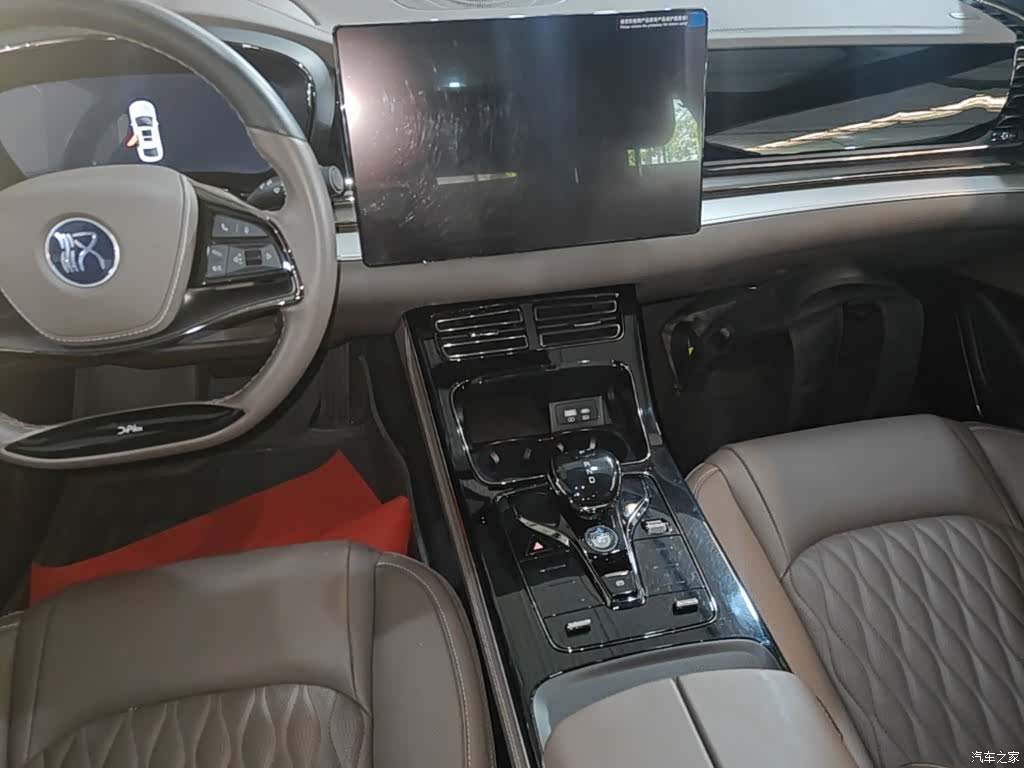 BYD Han, 2024 13