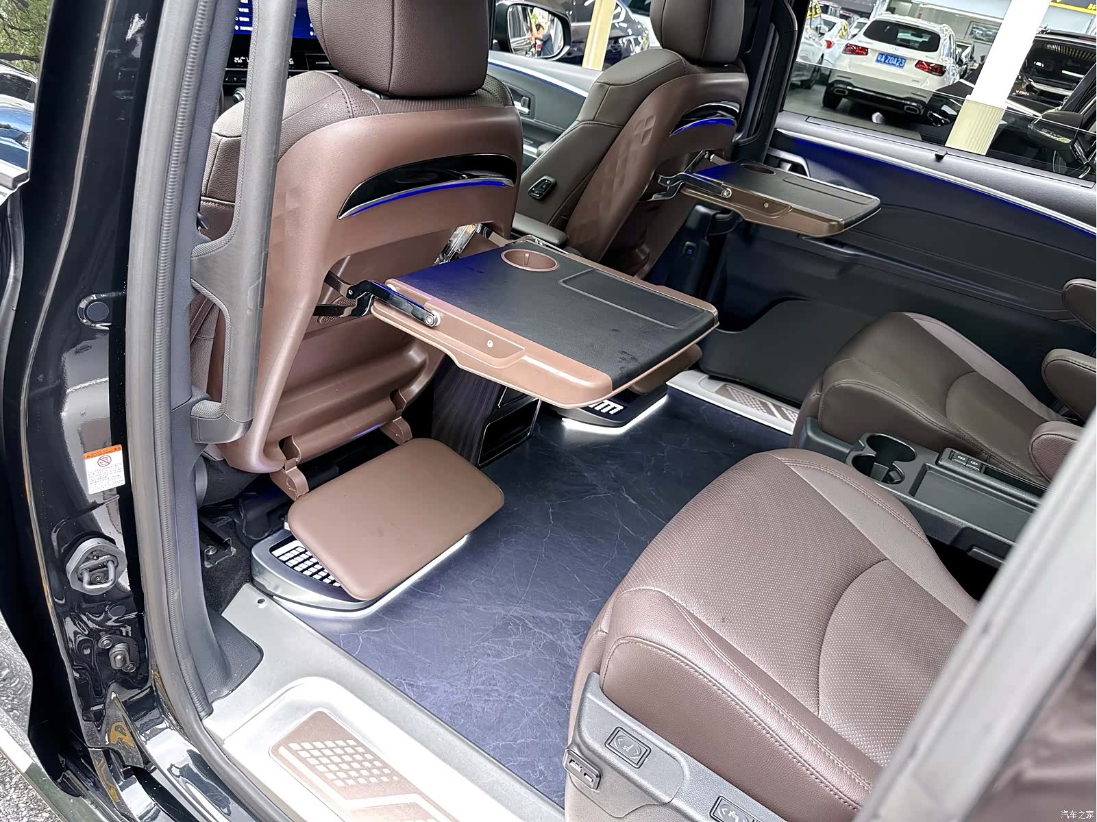 Toyota Granvia, 2023 54