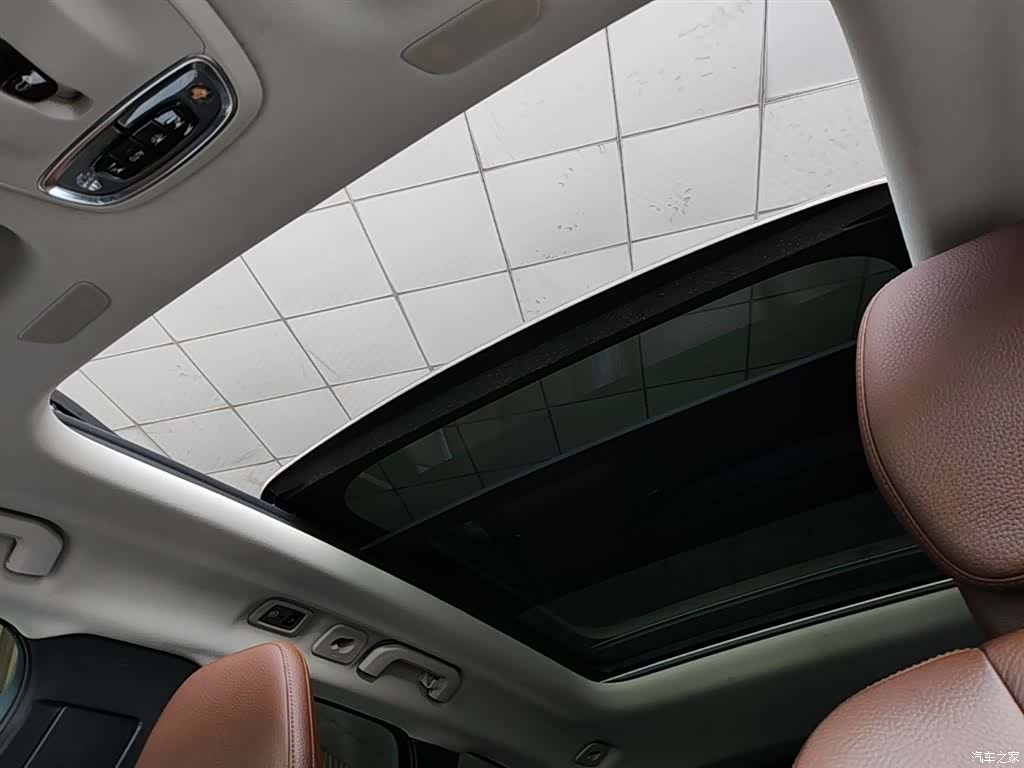 Volvo XC60, 2019 18