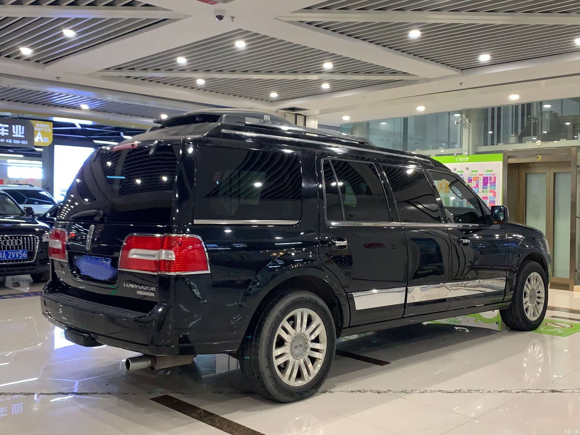 Lincoln Navigator, 2013 4