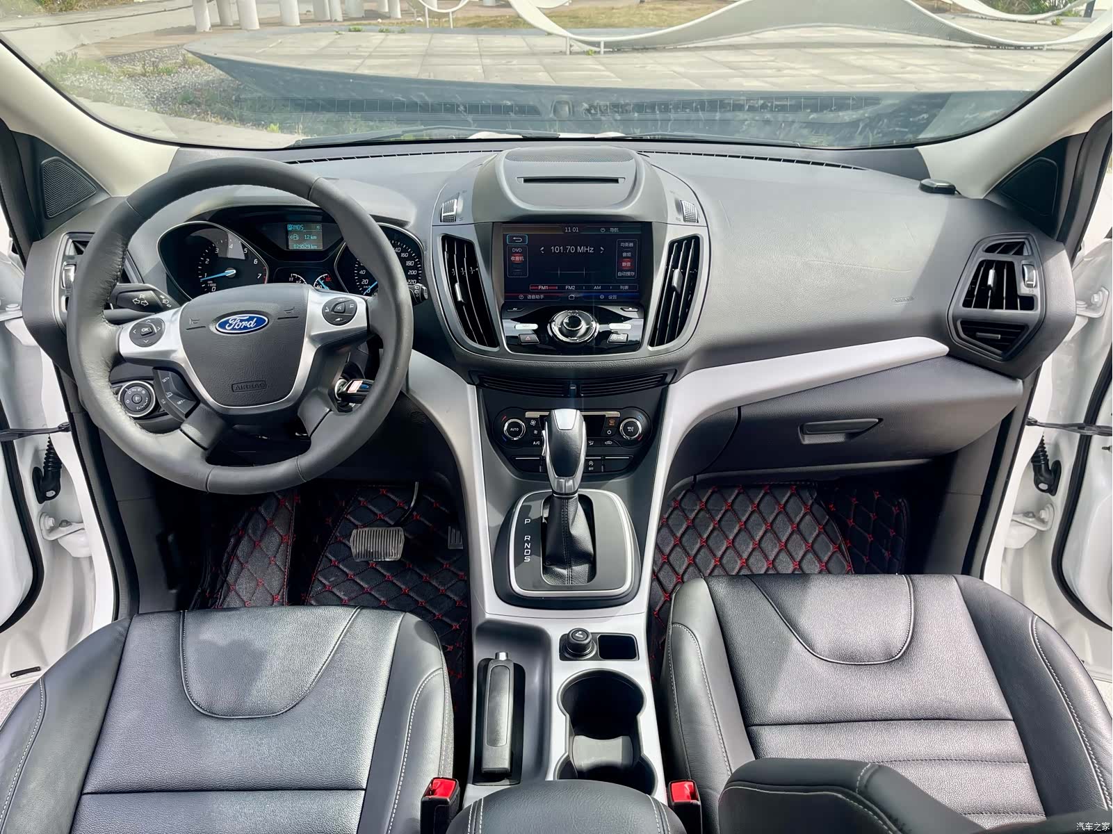 Ford Kuga, 2016 23