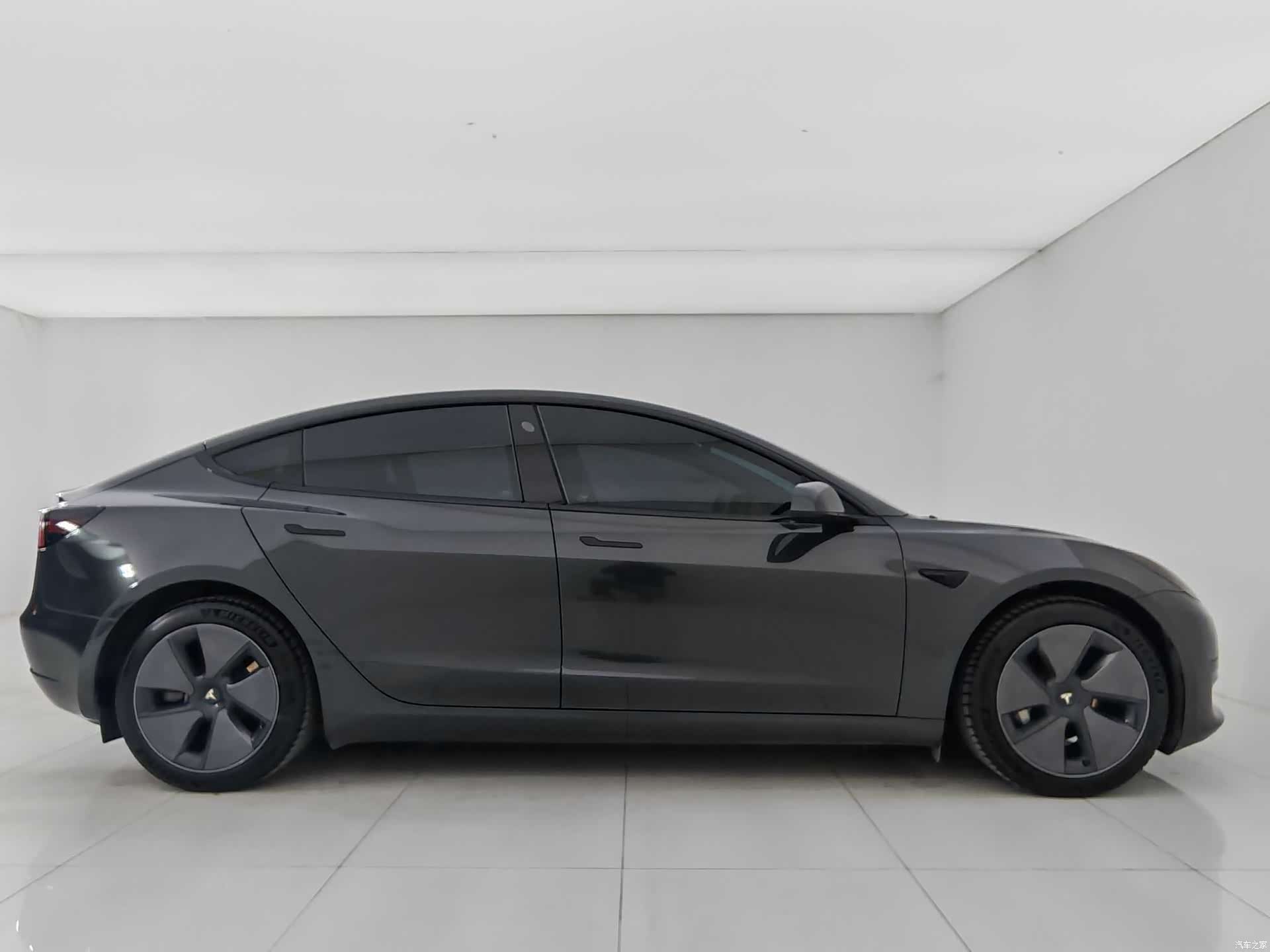Tesla Model 3, 2023 7