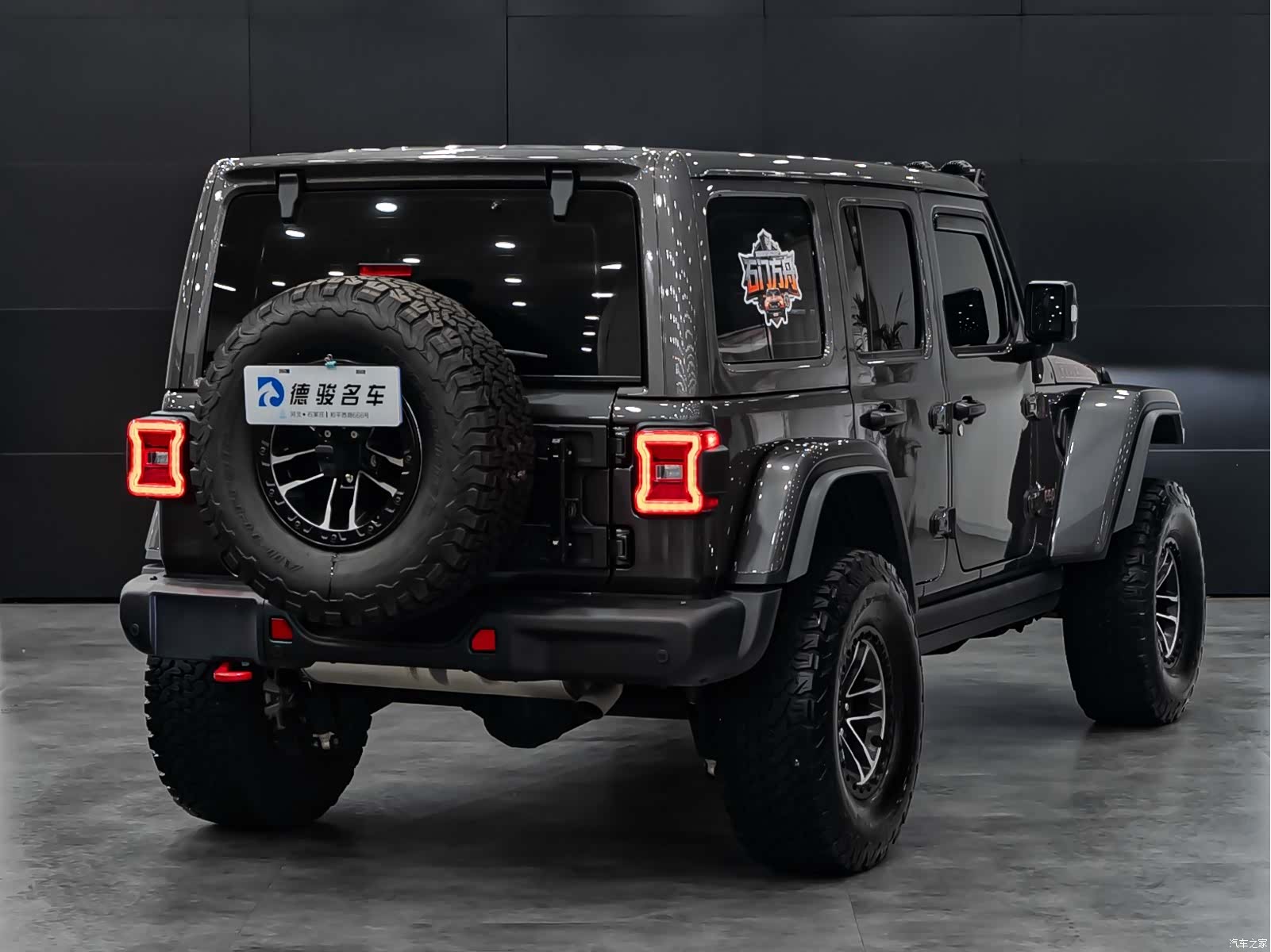 Jeep Wrangler, 2026 все фото